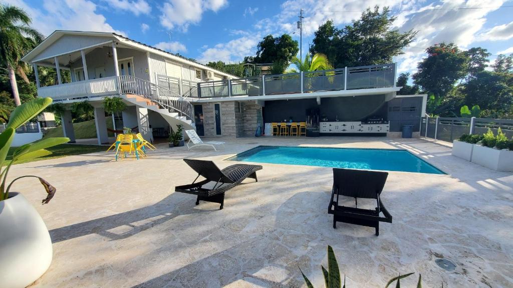 Palm's Bohemian House with Private Pool photo 2