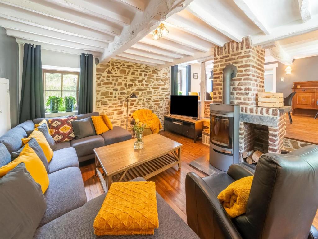 Cosy farmhouse in Theux with private garden photo 1