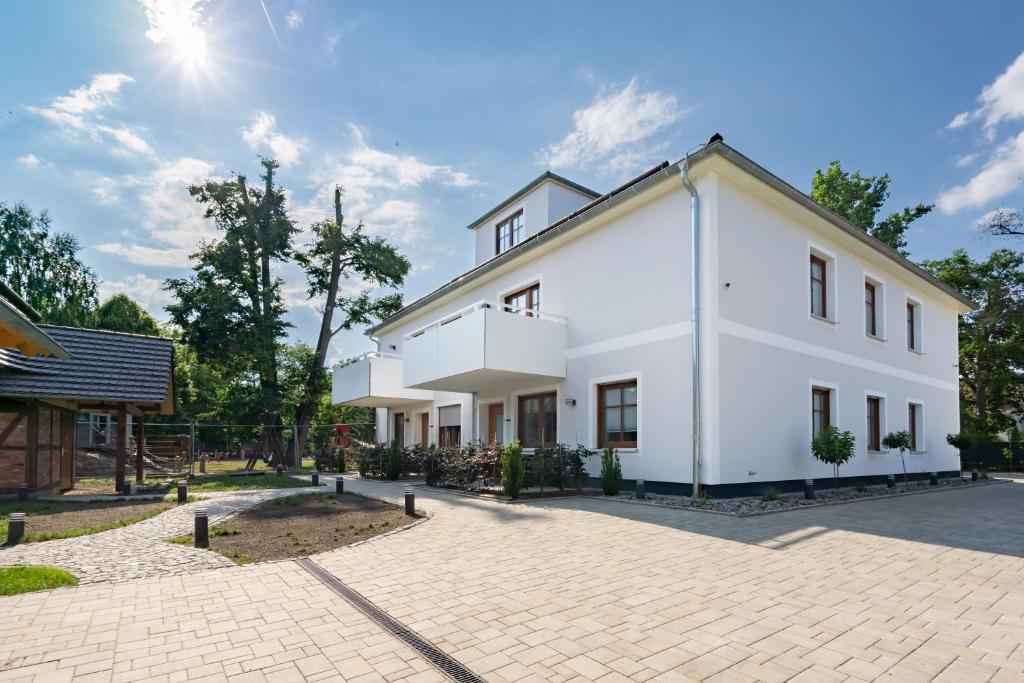 Burghof Apartments Hoyerswerda photo 4