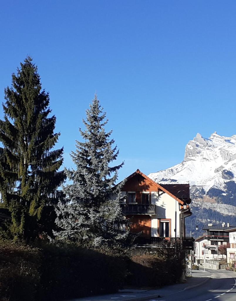 Hotel Val Joly photo 3