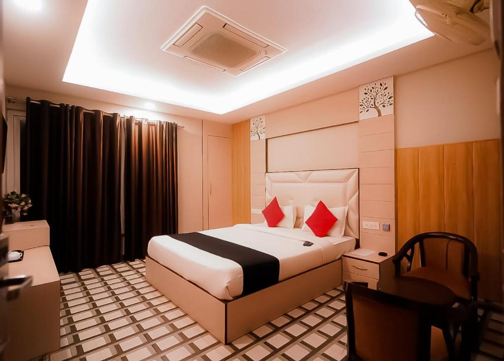 Hotel Yugantar & Banquets photo 3