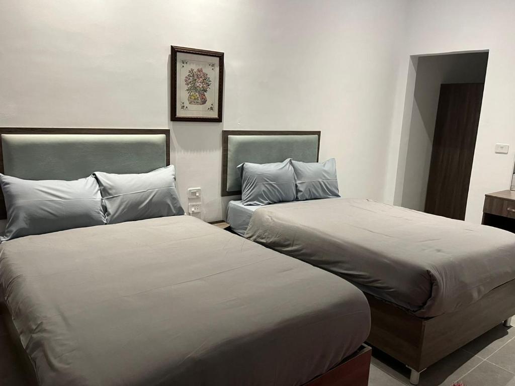 Le Royal Marina Hotel photo 2