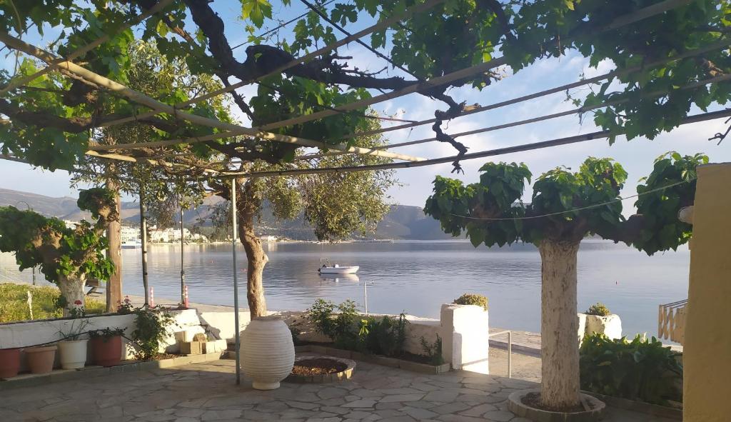 Το σπίτι της Μαργαρίτας στην παραλία photo 1