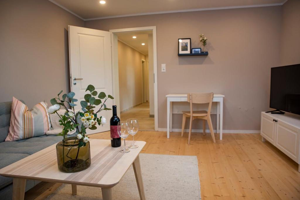 Moderne Wohnung im Grünen mit privatem Garten photo 4