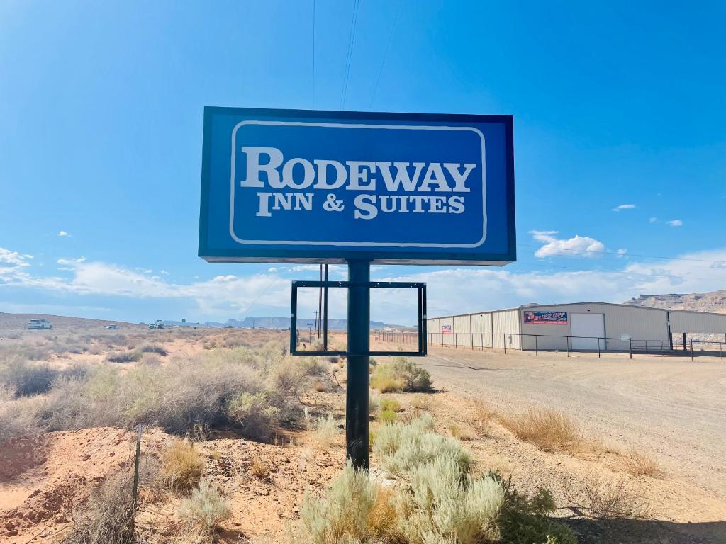 Rodeway Inn & Suites Big Water - Antelope Canyon image