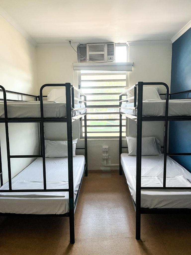 MOM – Darwin YHA Room Type - Entire 4-Bed Dormitory - Mixed