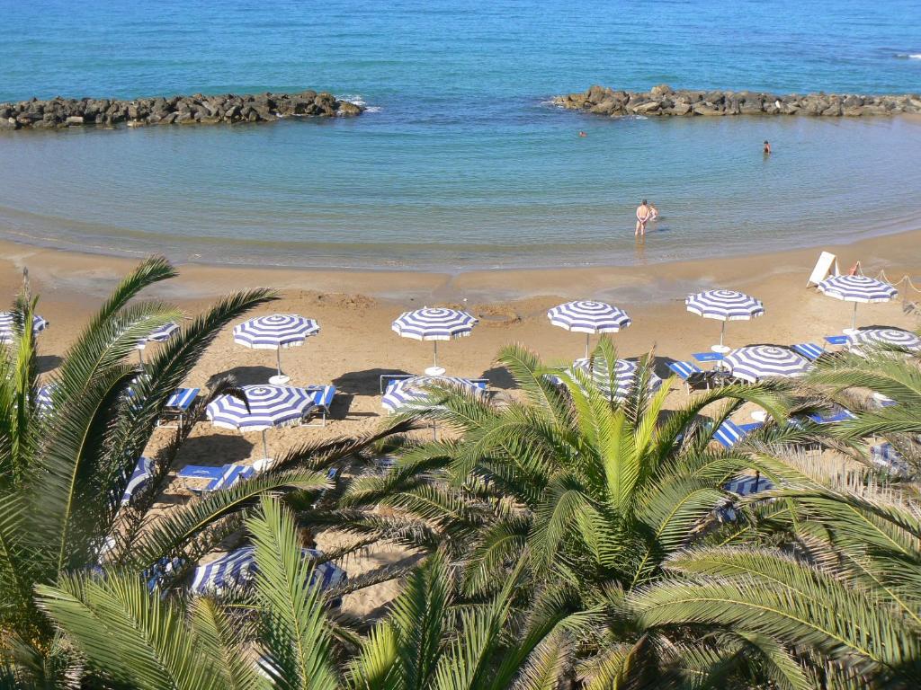 Hotel Sul Mare Al Gabbiano photo 3