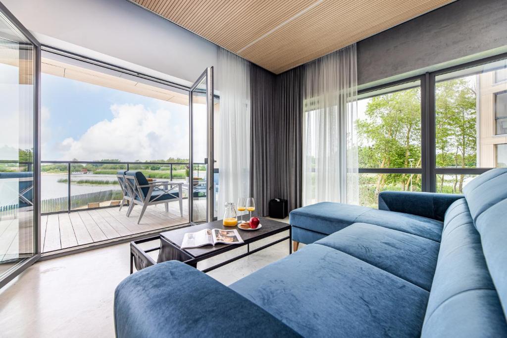 SELLING SUNSET, 2BD SEA VIEW Apt, By Cohost photo 1