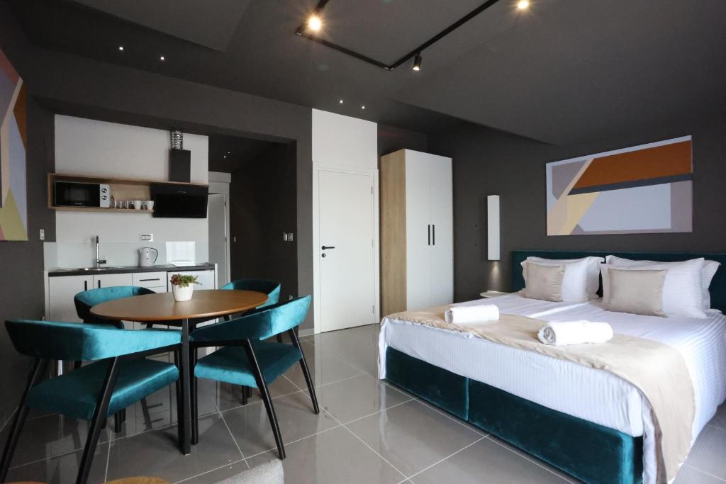 9 apartments photo 2