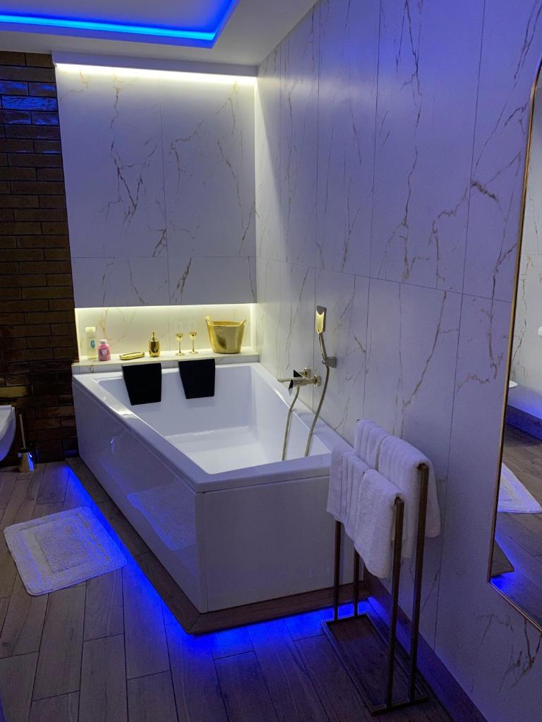 Apartament "Love" Centrum z dużą wanną dla Dwojga photo 4