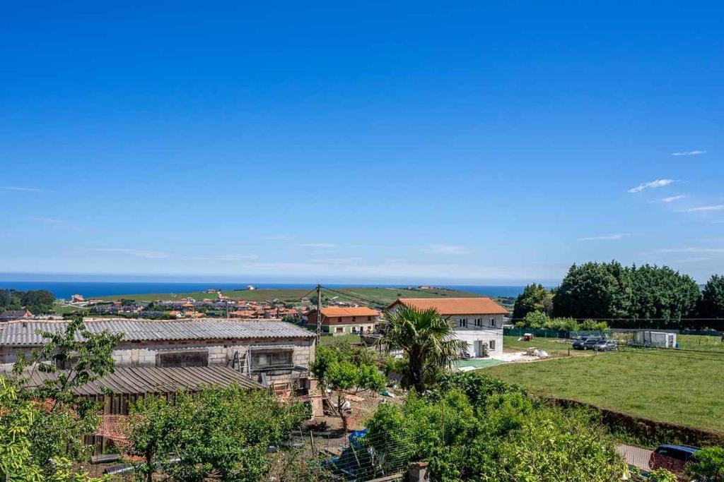 Casa con jardín cerca de la playa El porton photo 4