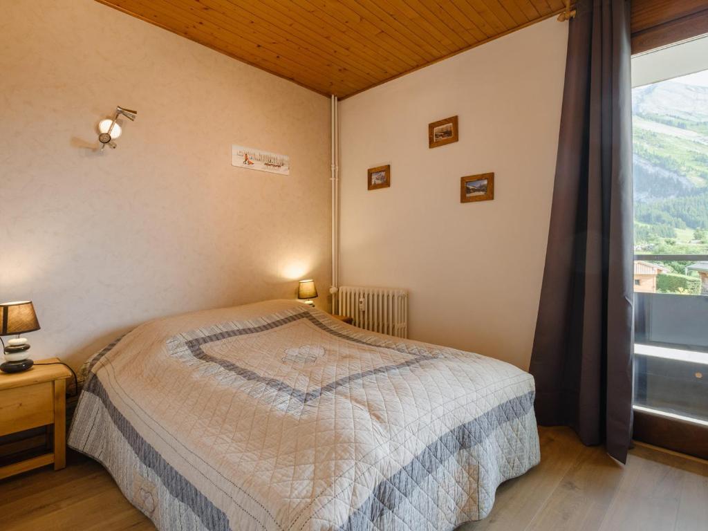 Appartement La Clusaz, 3 pièces, 6 personnes - FR-1-304-122 photo 2