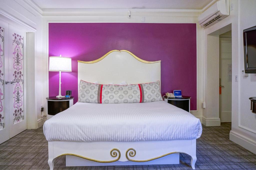 Студио (Номер-студио с кроватью размера «king-size»), Inn at the Park