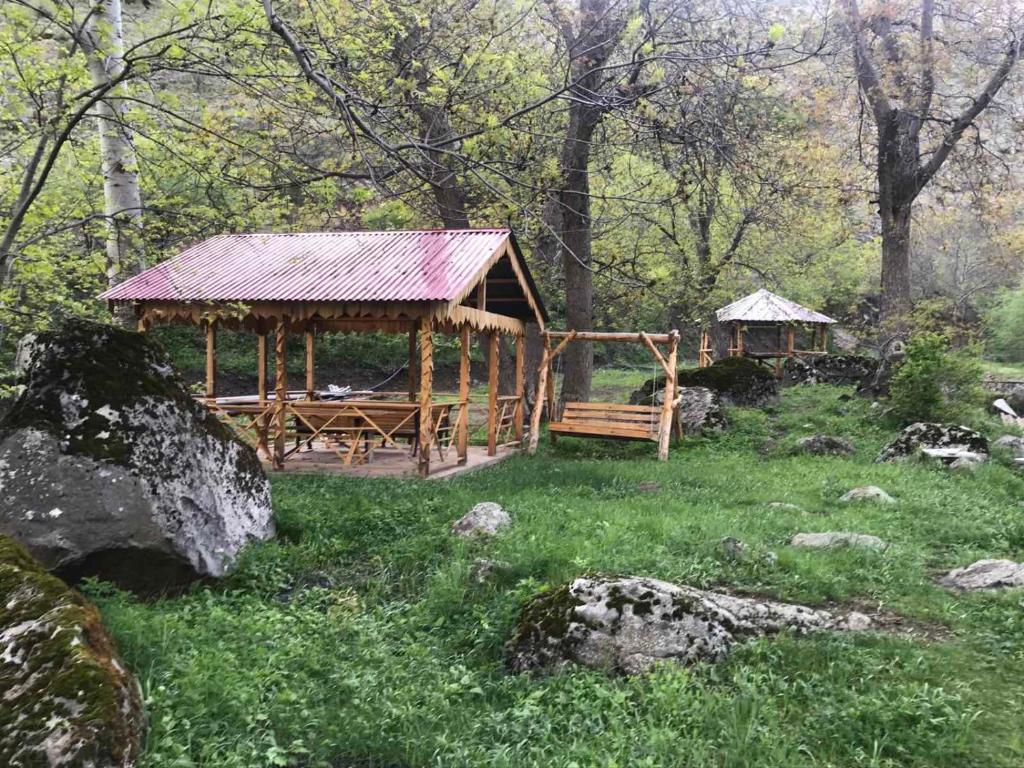 Old Jermuk photo 2