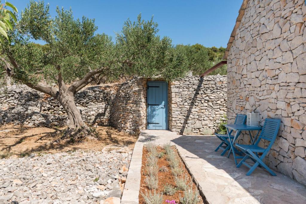 House with a swimming pool - Olive Grove Sumartin photo 2
