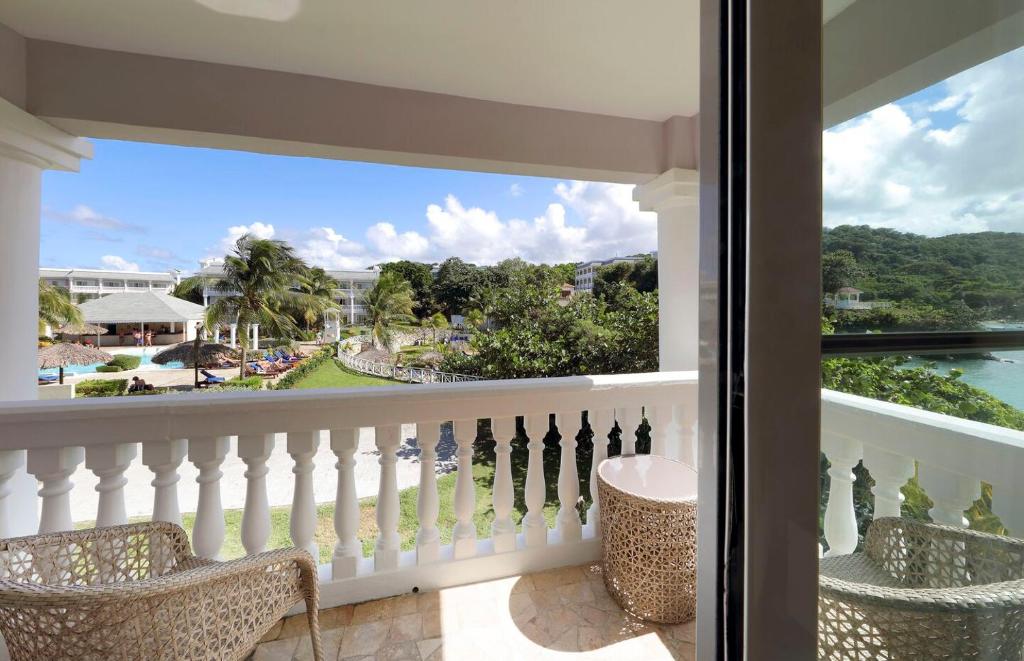 Grand Palladium Lady Hamilton Resort & Spa - All Inclusive photo 3