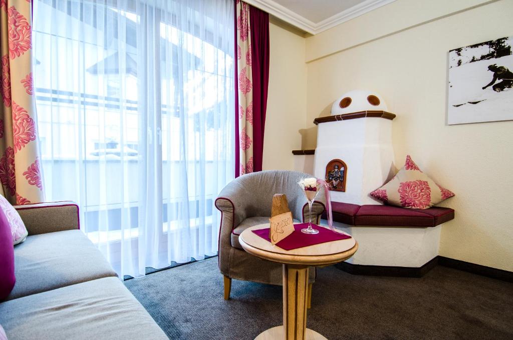 Sporthotel Almhof photo 3