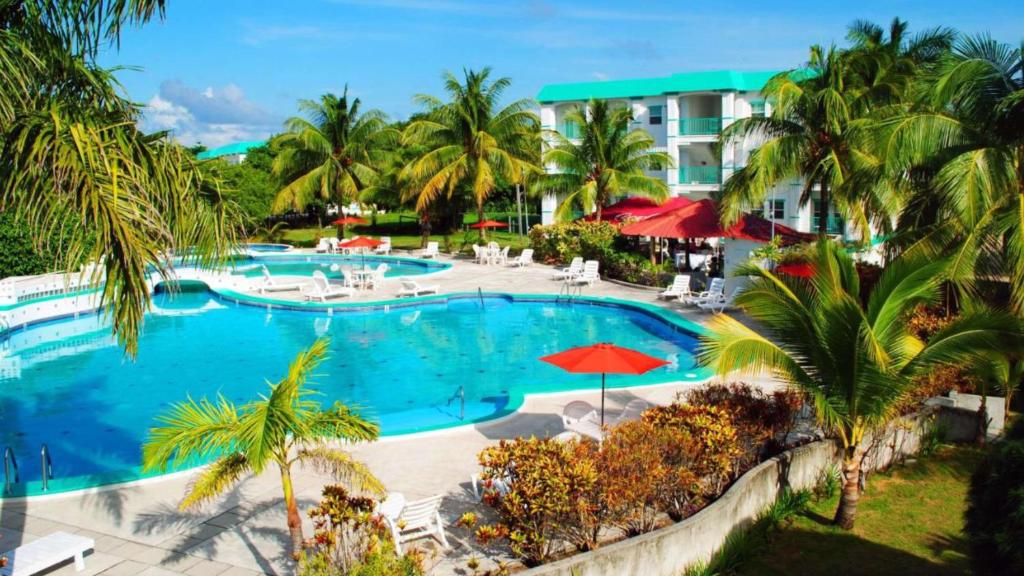 Best Western Grand Baymen Gardens photo 4