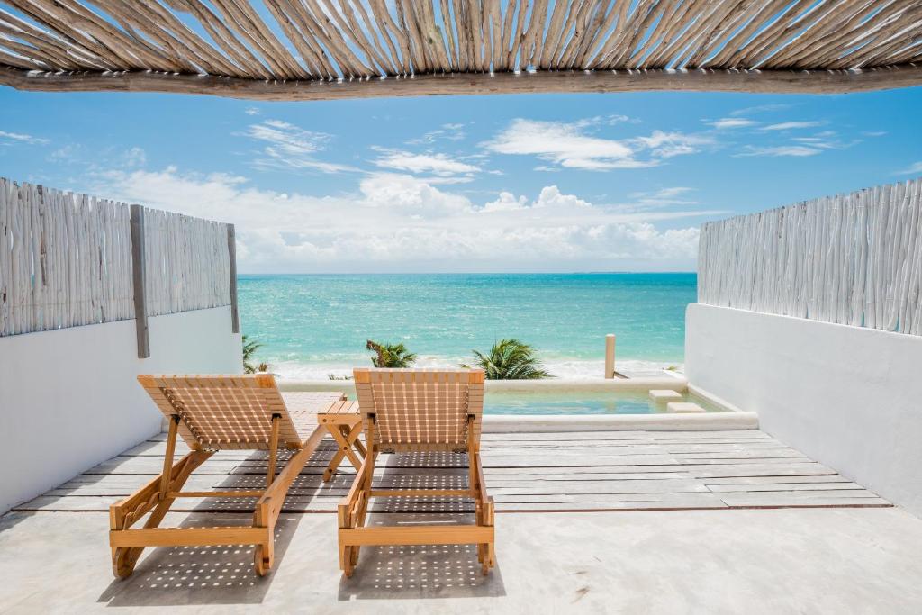 Punta Blanca Beach House photo 3