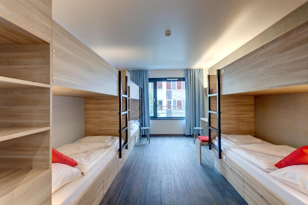 Семейный (Пятиместный номер), MEININGER Hotel Wien Downtown Franz
