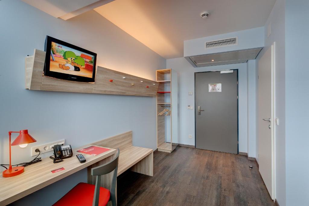 Двухместный (Двухместный номер с 2 отдельными кроватями), MEININGER Hotel Wien Downtown Franz