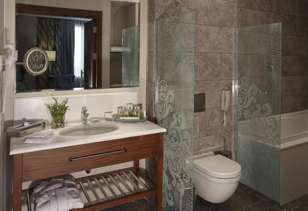Crowne Plaza Istanbul Oryapark, an IHG Hotel photo 4