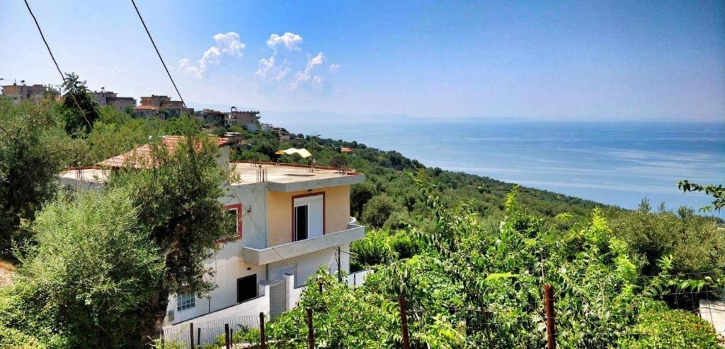 Amazing View Apartments at Kroi i Gjine, Piqeras photo 3