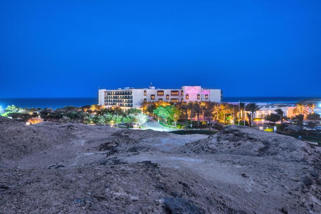 Crowne Plaza Duqm, an IHG Hotel photo 2