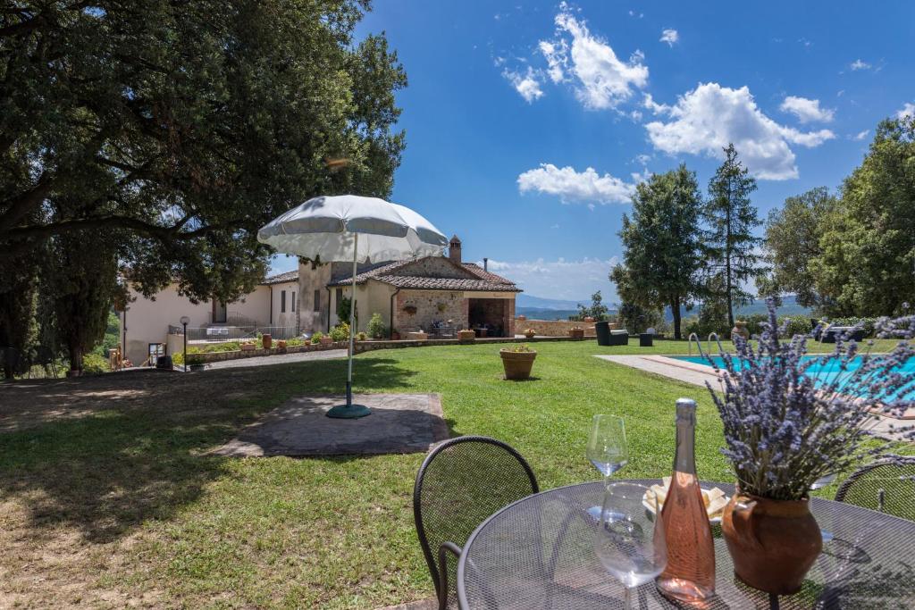 Villa Montepescini photo 3