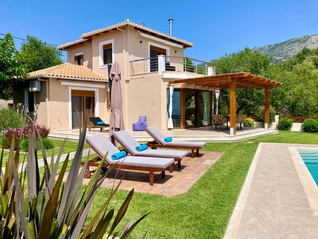 Almond villa photo 4