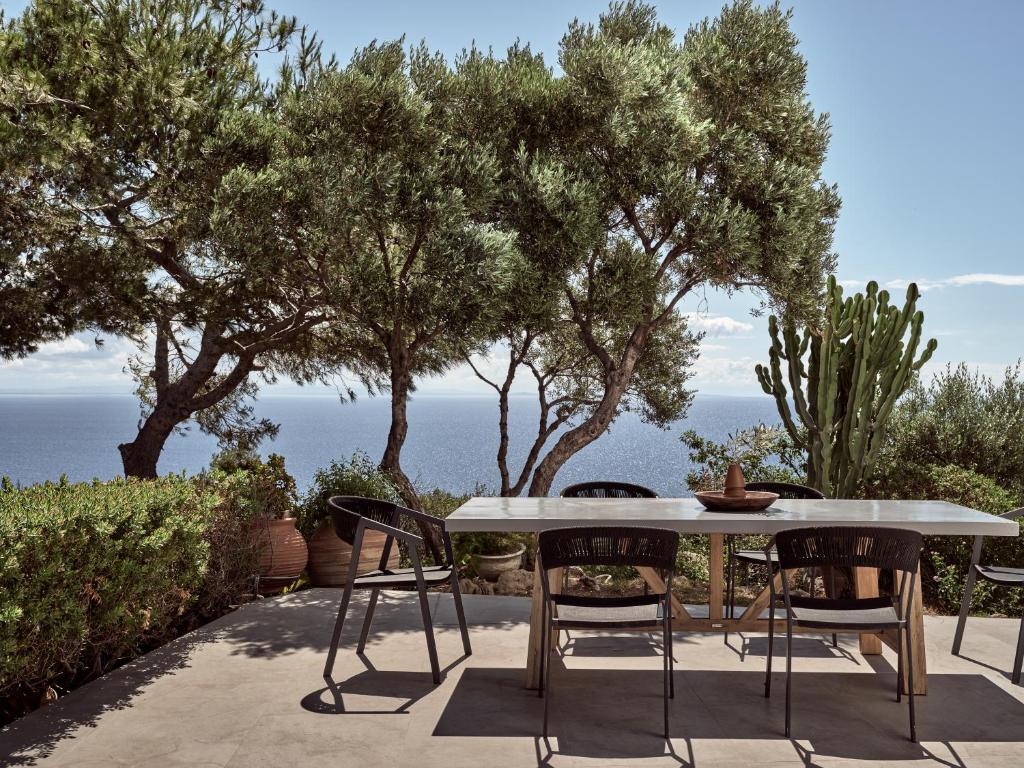 Iconic Ionian Mudita Villa, By ThinkVilla photo 2
