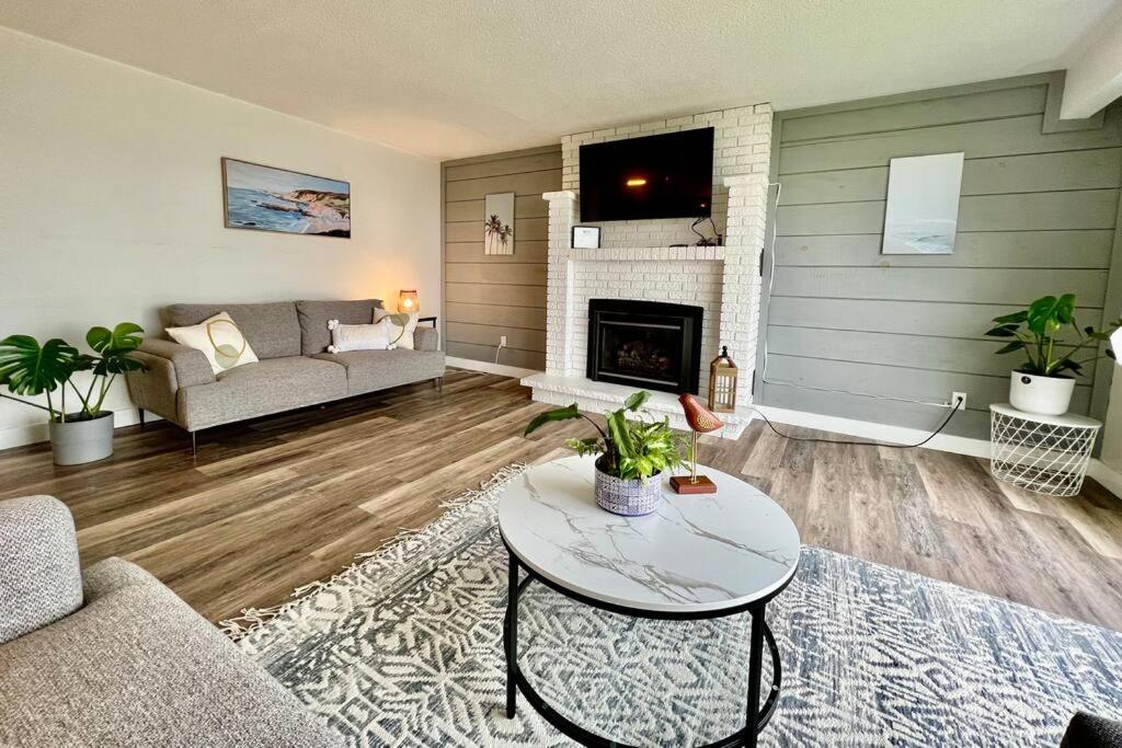 Peaceful Waterfront Cottage on Georgian Bay photo 2