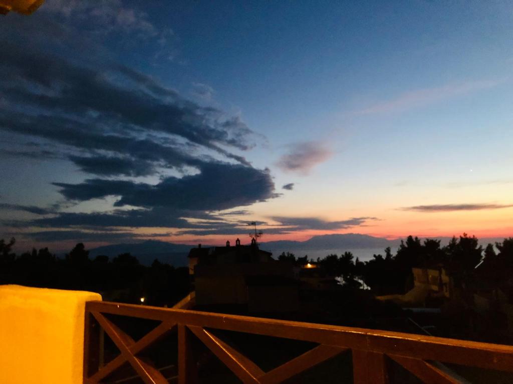 Summer House with Amazing View photo 3