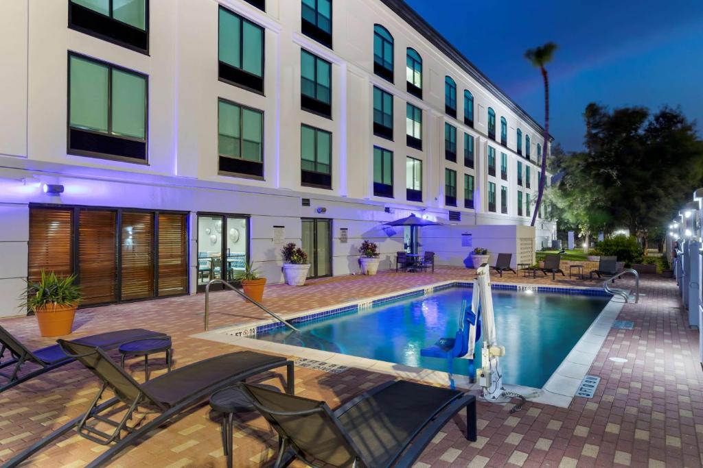 Best Western Plus McAllen Airport Hotel photo 2