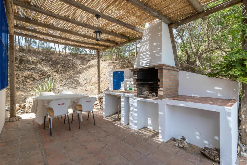 Villa Liviana, Piscina Barbacoa y preciosas vistas Málaga by CostaDelSolEscapes photo 3