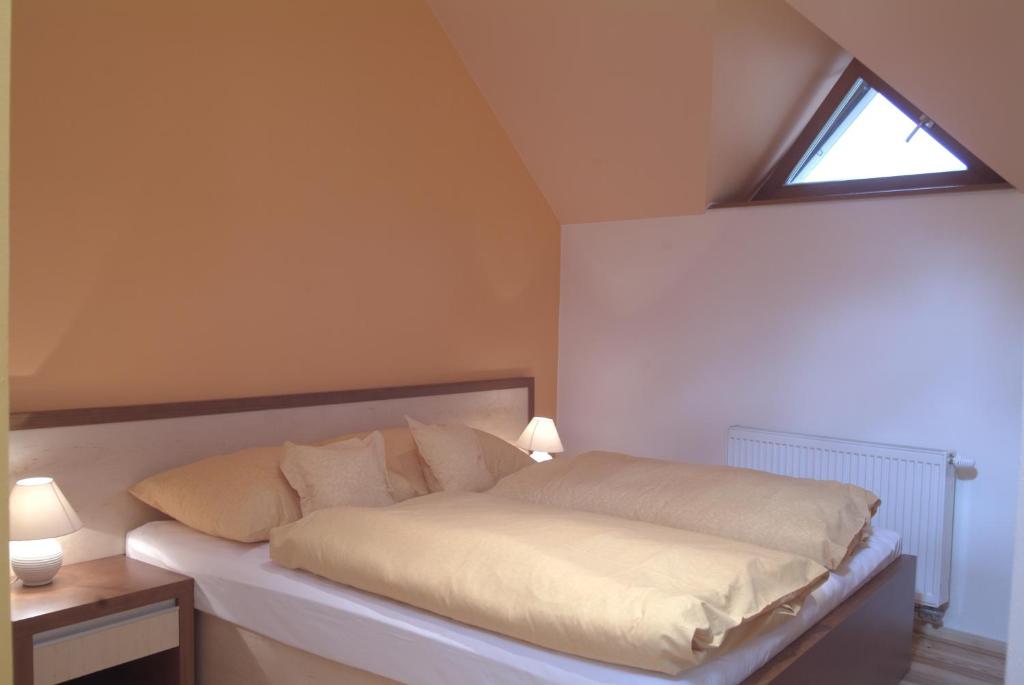 Студио (Номер-студио с кроватью размера 