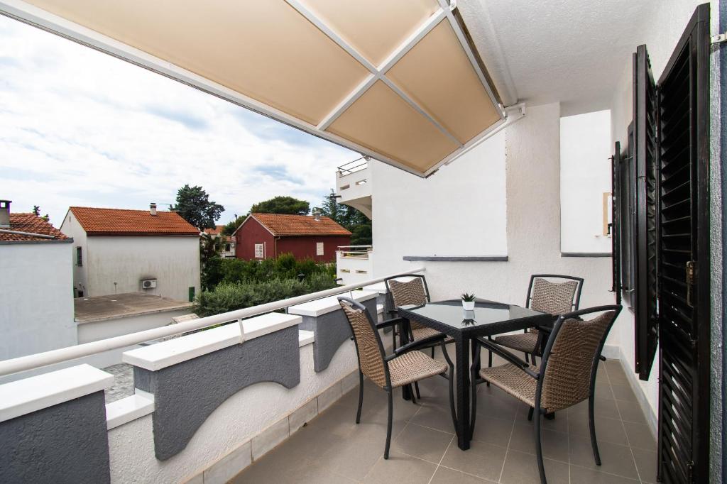 Apartments Krunoslava photo 1