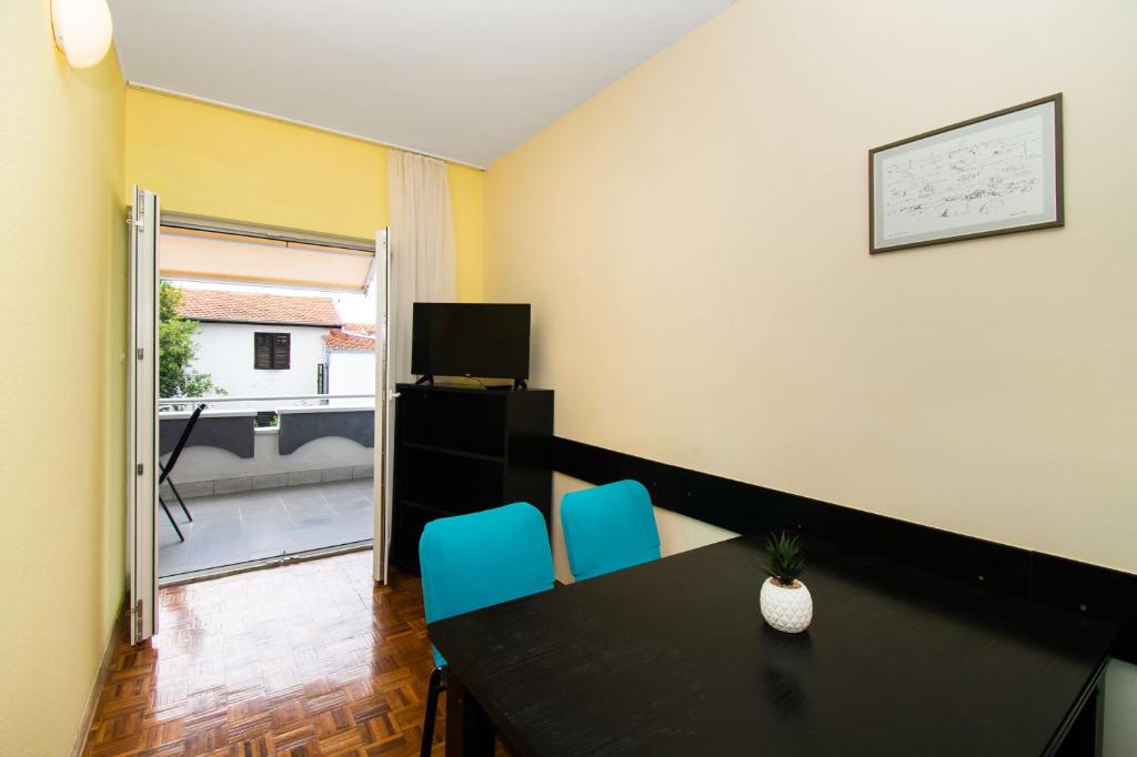 Apartments Krunoslava photo 3