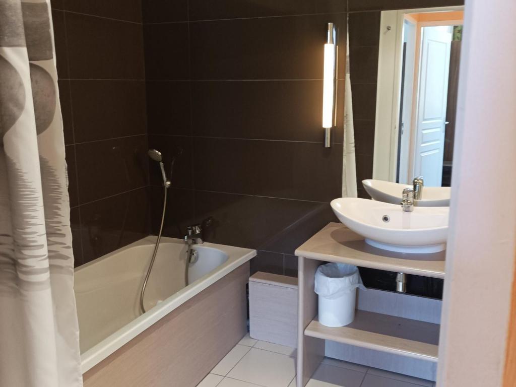 Appartement Jausiers, 3 pièces, 6 personnes - FR-1-165B-4 photo 2