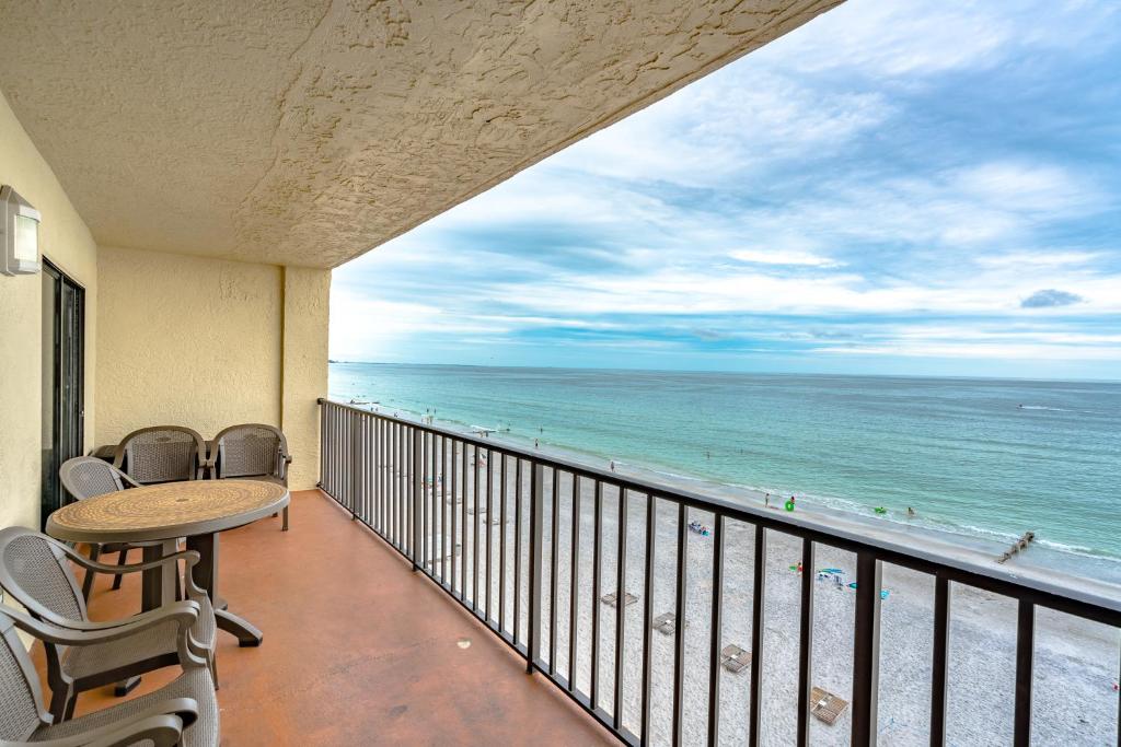 Las Brisas 404 image