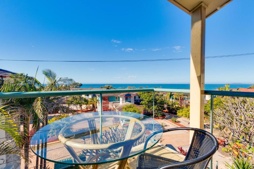 Aqualuna Beach Resort photo 3