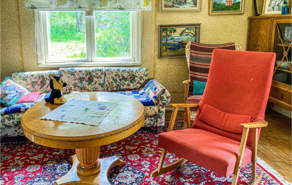 Awesome Home In Skillingaryd With 2 Bedrooms photo 4