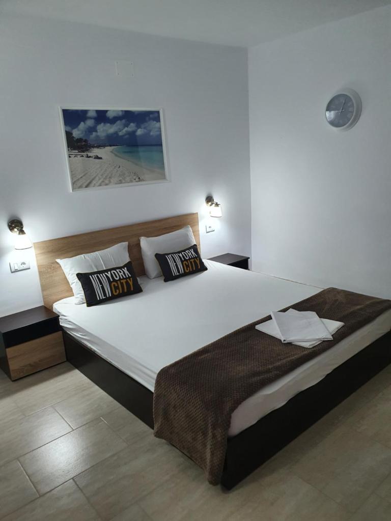 GMS HOUSE COSTINESTI