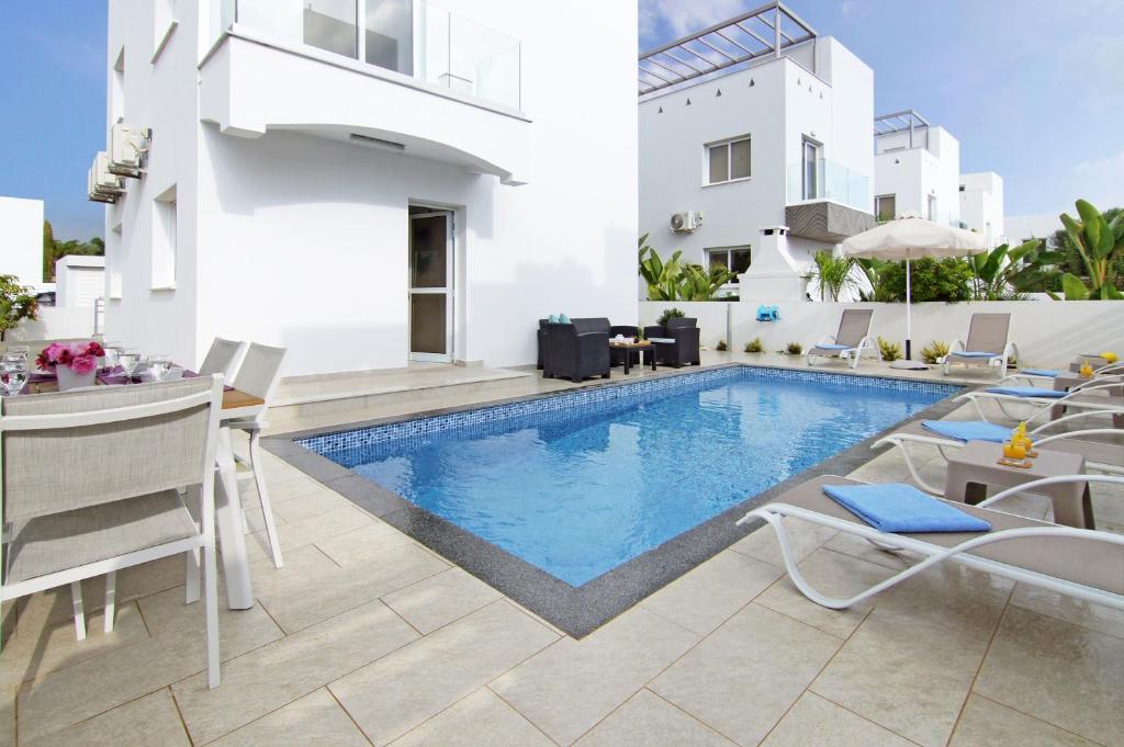 Villa Atlantia photo 3