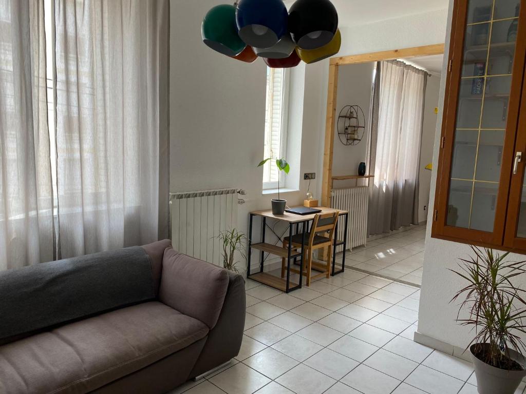 APPARTEMENT SPACIEUX photo 3
