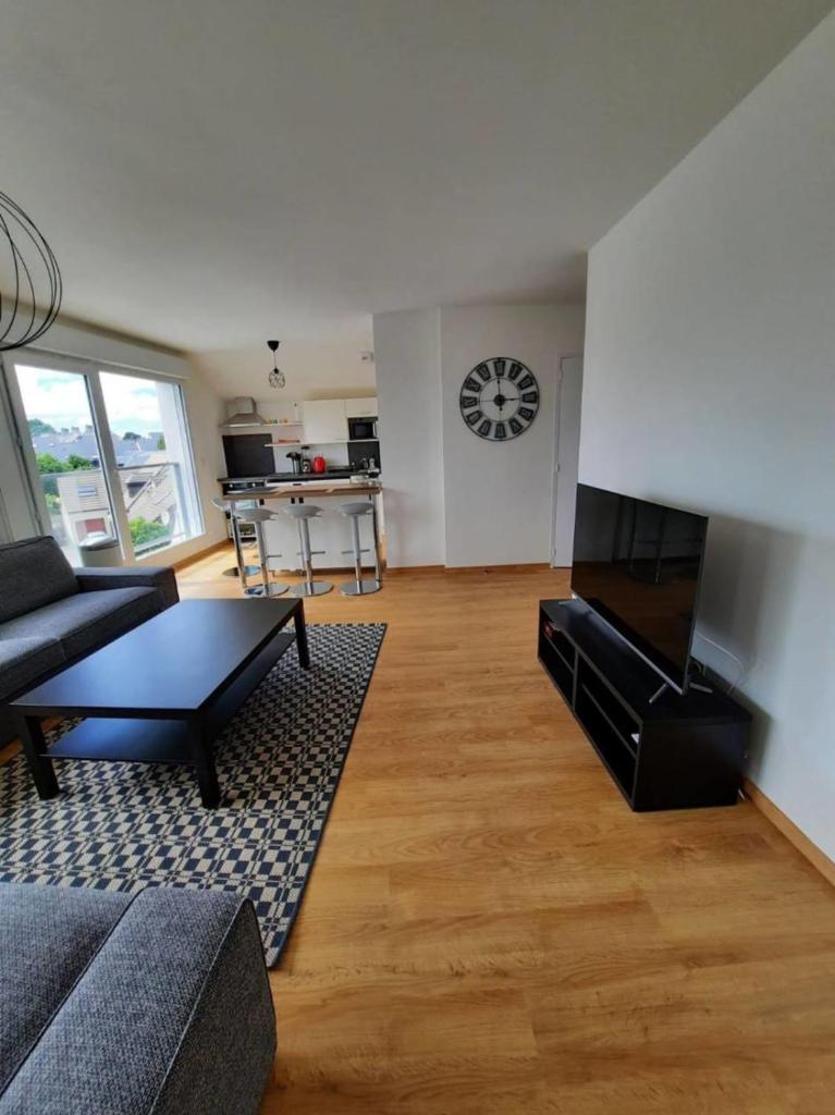 Bright 70 M Close To The Racetrack Park photo 1