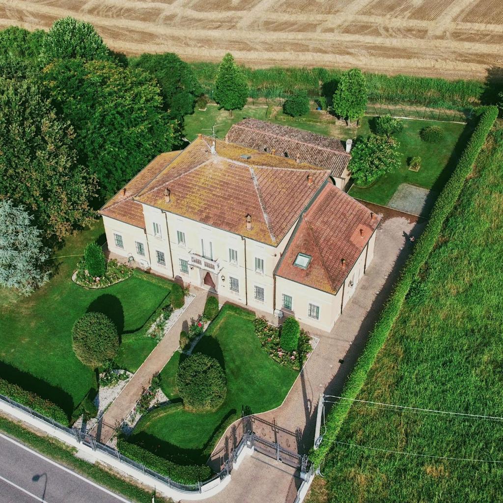 B&B Residence il Ciliegio , Via Villa Superiore 93 Luzzara photo 2
