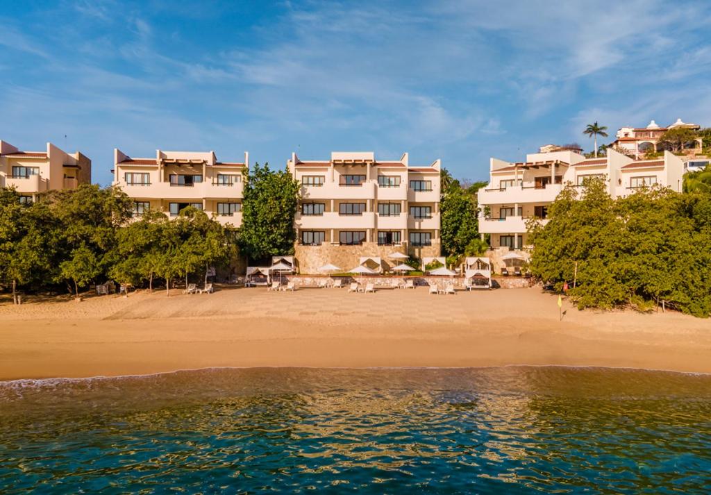 Celeste Beach Residences Huatulco Curamoria Collection photo 4