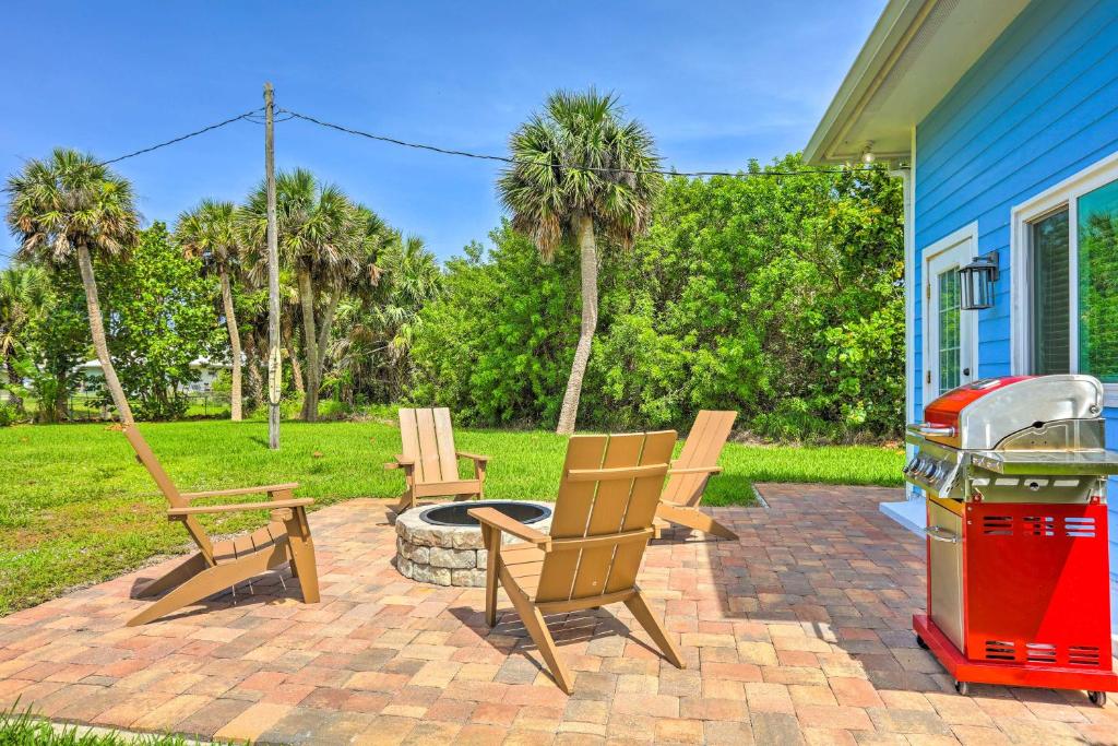 Hutchinson Island Cottage Steps to the Beach photo 1
