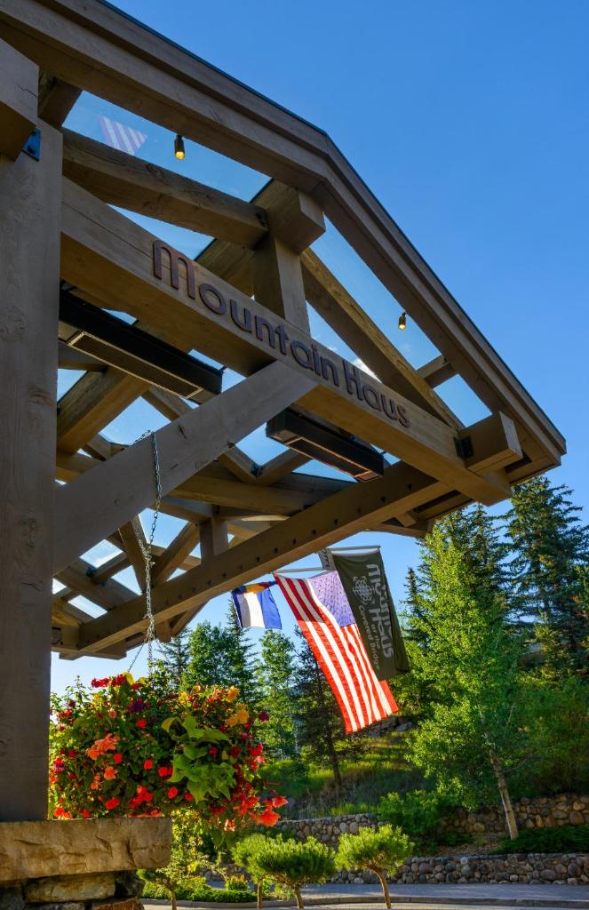 Vail's Mountain Haus image